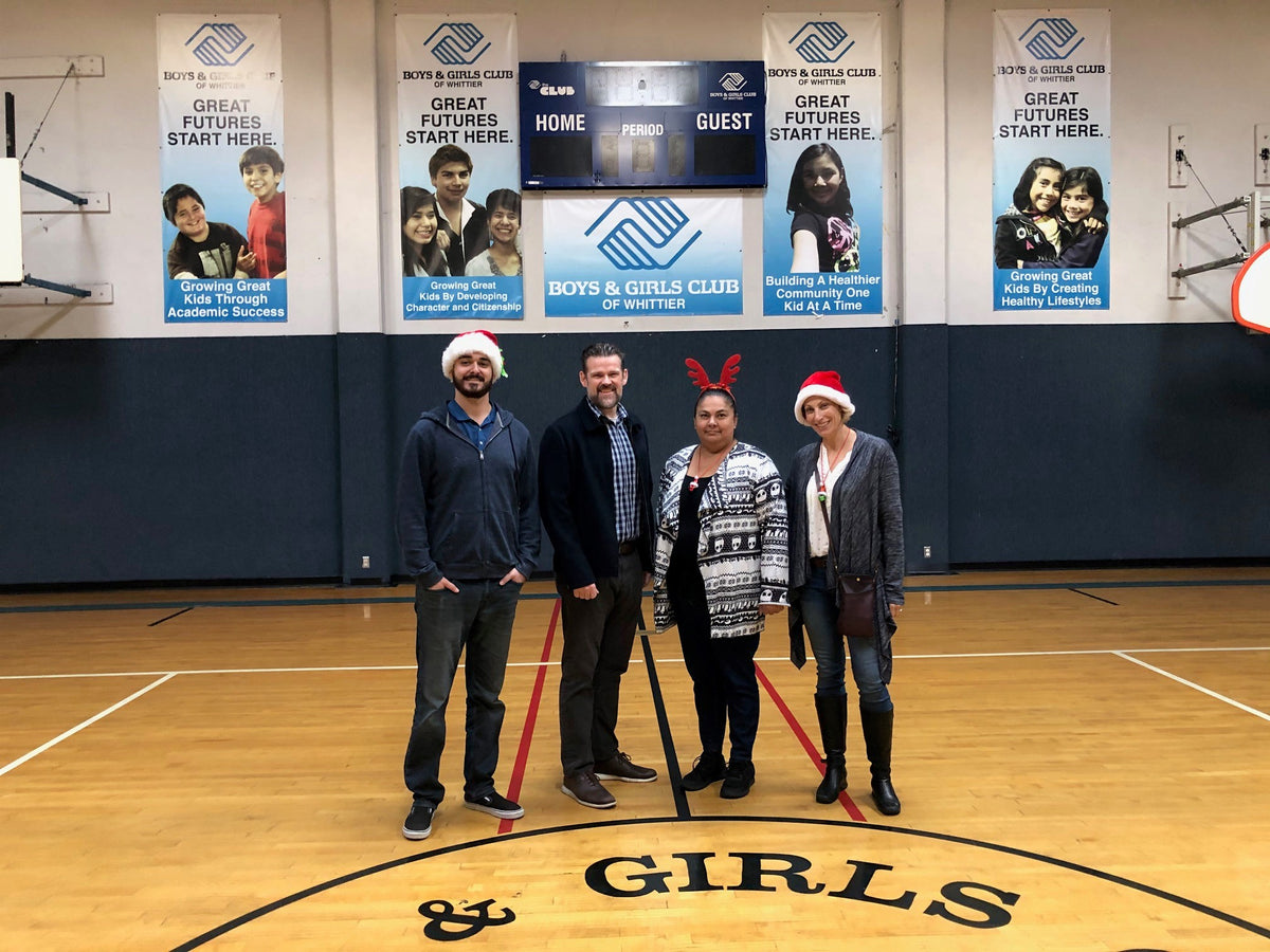 510 delivers toys to boy-girls club.jpg